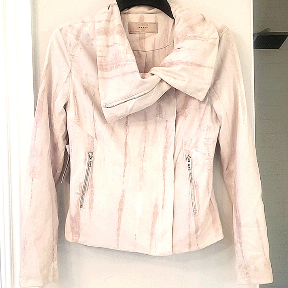 NEW WITH TAGS🤩 BLANK NYC JACKET